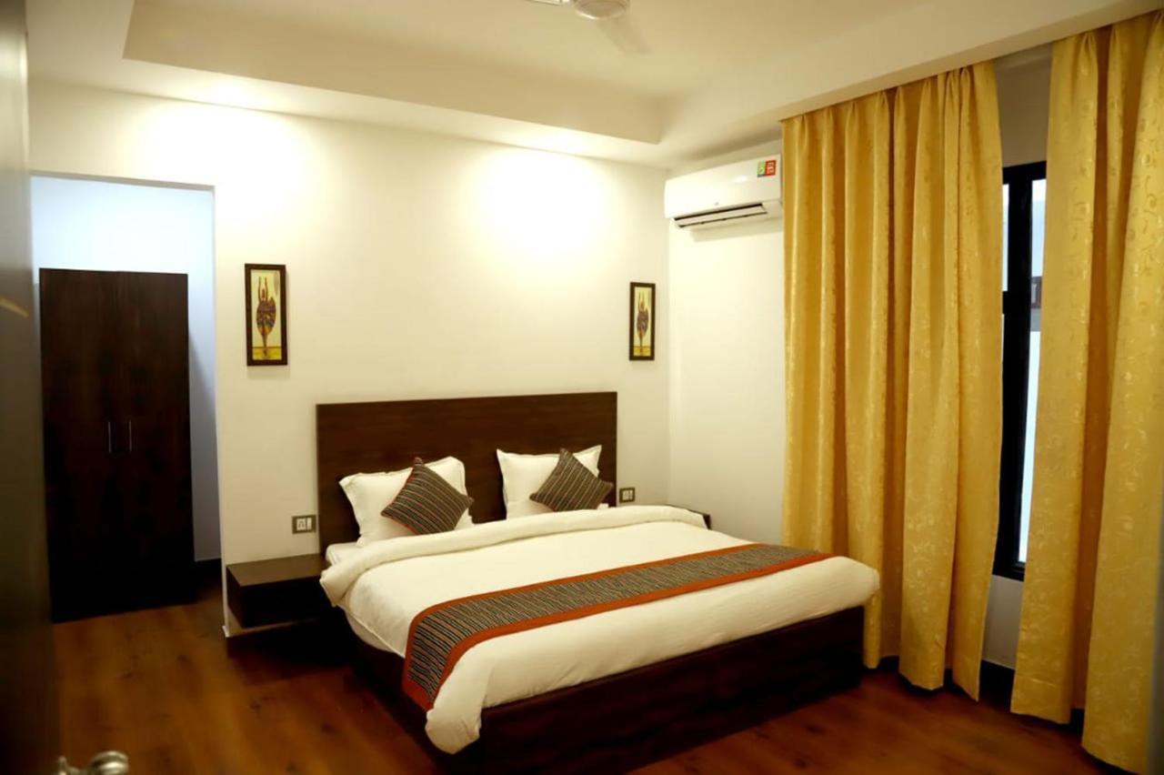 Country Inn Hotels & Resorts Vrindāvan Eksteriør billede