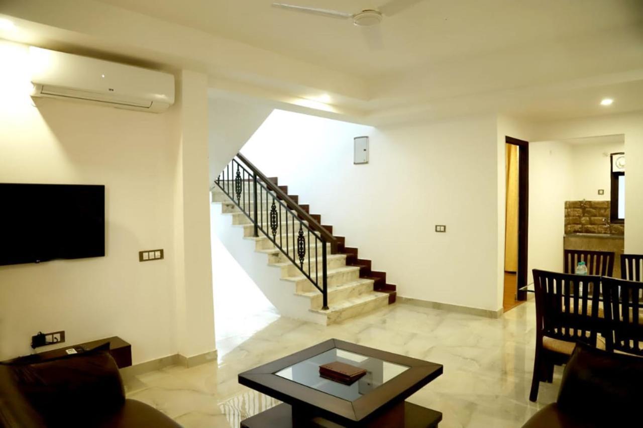 Country Inn Hotels & Resorts Vrindāvan Eksteriør billede
