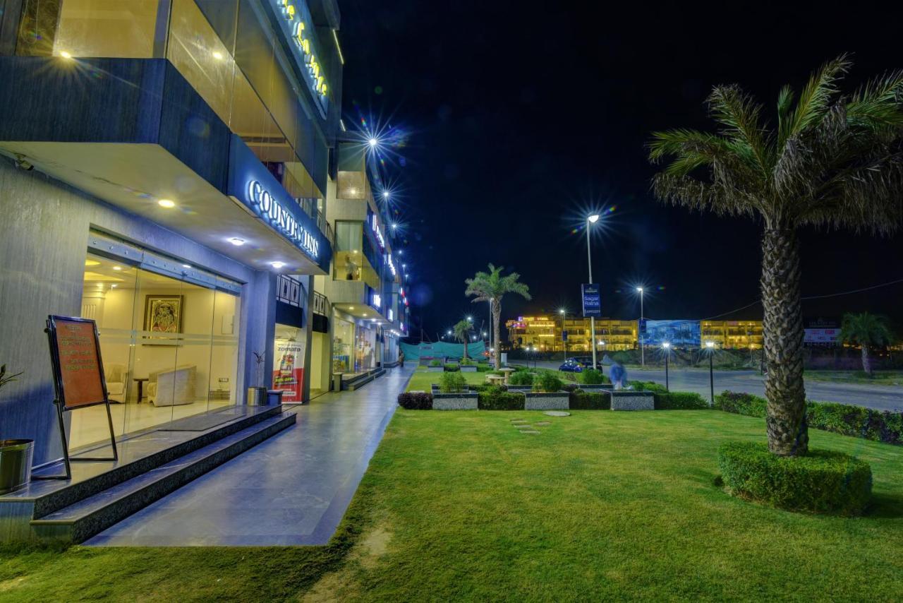 Country Inn Hotels & Resorts Vrindāvan Eksteriør billede